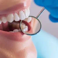 جراح دنداپزشک اقا