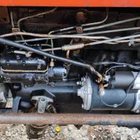 تراکتور|خودرو سنگین|سنگر, |دیوار