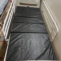 تخت بیمارستانی و ویلچر قابلیت تنظیم ارتفاع|آرایشی، بهداشتی، درمانی|لاهیجان, شهید آوینی|دیوار