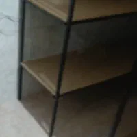 ۴ تا قفسه سفت و محکم آهنی