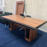 انواع میز های مدیریت و کنفرانس|مبلمان اداری|خرمشهر, |دیوار