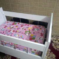 تخت خواب گهواره‌ای