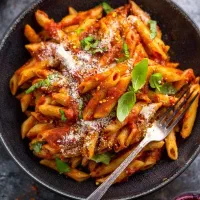 به یک کارگر ساده جهت کار در فست فود نیازمندیم