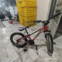 دو عدد دوچرخه ۲۰و۱۲