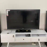 تلویزیون ۴۲ اینچ  ال سی دی