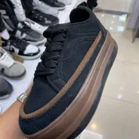 ۱۵۰ جفت کتونی|کیف، کفش، کمربند|رودسر, |دیوار