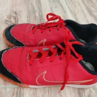 کتونی سالنی