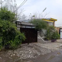 ویلا ۱۲۰متری همراه۲۲۰متر زمین