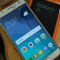 سامسونگ Galaxy J7 با حافظهٔ ۱۶ گیگابایت