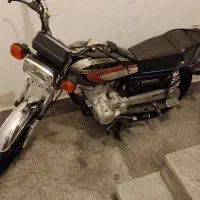 موتور سیکلت 125به پر