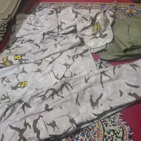 تعدادی لباس سربازی