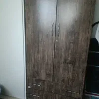 کمد دارای دو کشو