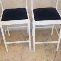صندلی داخل اشپزخانه