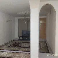 رهن منزل ویلایی درب حیاط|اجارهٔ خانه و ویلا|شیراز, فرگاز|دیوار