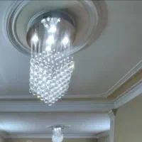 یک جفت لوستر کریستالی