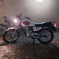 موتور سیکلت هوندا ۱۲۵ استارتی