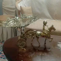 میوه خوری اسب برنز