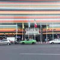 اجاره مغازه ۲۲متر پاساژ اندیشه سهروردی ۹متر ویترین