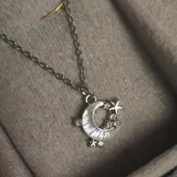 گردنبند طرح ستاره