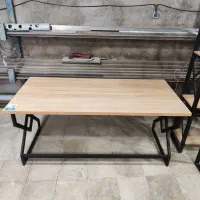 میز اداری اقتصادی