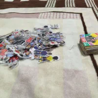 کیمدی و بیش از صد تا آدمک