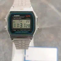 ساعت اورجینال با شناسنامه و جعبه مدارک