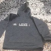 هودی تمیز|لباس|تربت جام, جامرود|دیوار