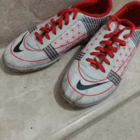 کفش فوتبالی