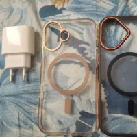 دو عدد قاب  آیفون 16 اصلی و آداپتور اصل