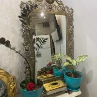 ایینه شمدان به همراه ساعت