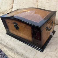 جعبه آرایش یا جواهرات چوبی