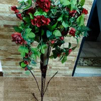 گل و گلدان پایه دار فلزی|گل مصنوعی|قدس, شهرقدس|دیوار