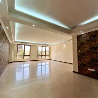 دروس ۲۵۰ m هشت ساله ۳ پارکینگ سندی فول امکانات