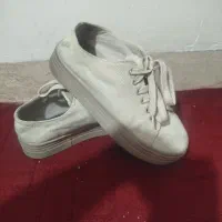 کفشا سالم قابل استفاده