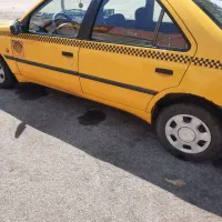 خودور ۴۰۵ تاکسی