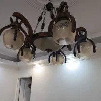 لوستر ۵شاخه وآباژور چوبی