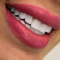 لابراتوار و مطب دندان سازی الماس