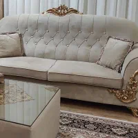 مبل نیم سلطنتی