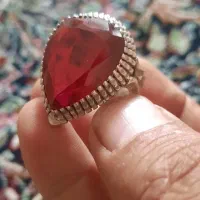 انگشتر  نقره  سنگ  یاقوت  شمش طبیعی  تراش فسد