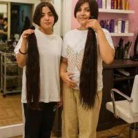 خانم قاسمی بهترین خریدار مو