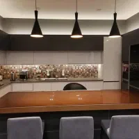 مغازه بر بلوار بعثت