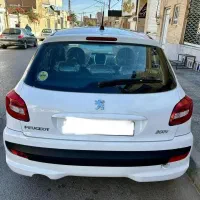 پژو 207 دستی سقف شیشه ای ارتقا یافته|خودرو سواری و وانت|یزد, |دیوار