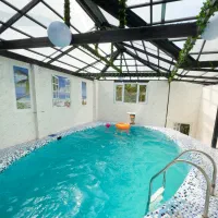 ویلا با استخر و جکوزی