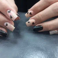 خدمات ناخن با تخفیفات ویژه