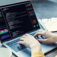ذب کارآموز برنامه‌نویس فرانت‌اند آموزش پروژه واقعی