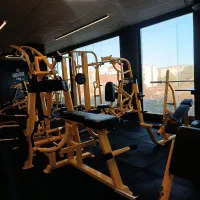 جذب مربی آقا برای باشگاه بدنسازی