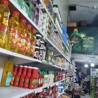 نیروی خانم ترجیحا اتباع برای شارژ قفسه و چیدمان