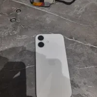 ایفون 16 خیلی تمیز