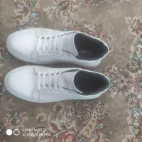 فروش یک جفت کفش اسپرت شاهین  اصل تبریز