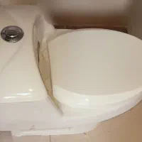 کاسه توالت فرنگی در حد نو|لوازم سرویس بهداشتی|رویان, |دیوار